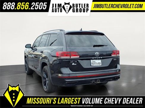 Used 2022 Volkswagen Atlas SEL R-Line image 2