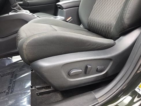 Used 2020 Nissan Rogue SV AWD/4WD image 28