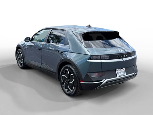 Certified 2024 Hyundai Ioniq 5 SEL image 3