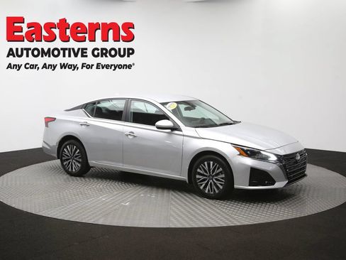 Used 2023 Nissan Altima 2.5 SV AWD/4WD image 47