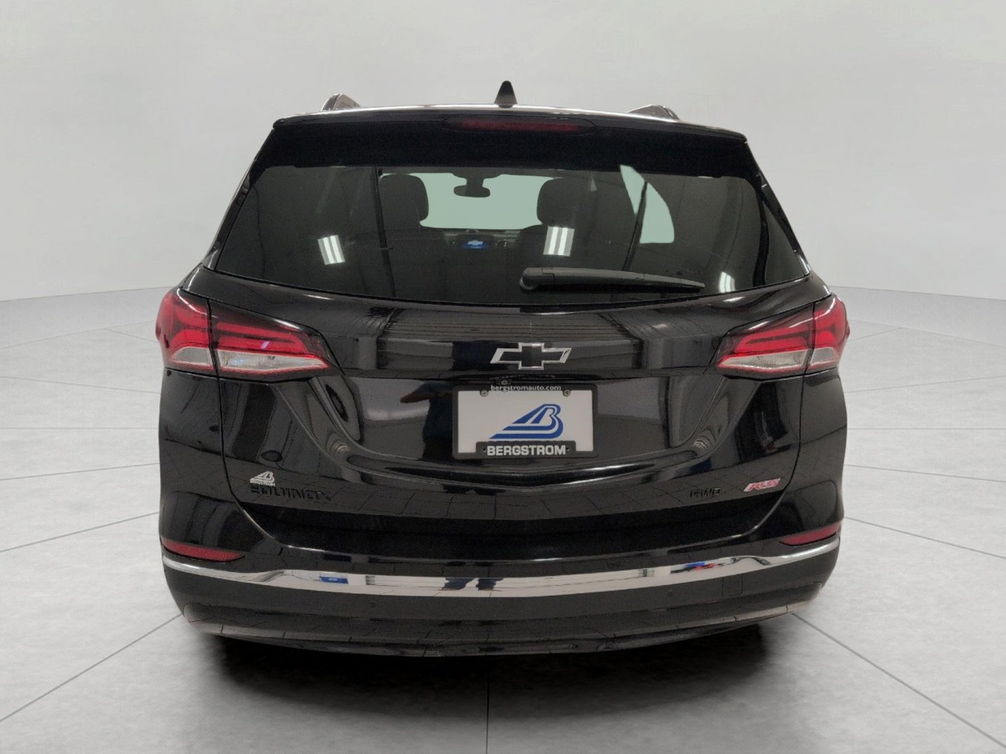 Used 2022 Chevrolet Equinox RS w/ RS Leather Package AWD/4WD image 25