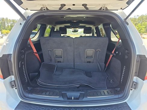 Used 2019 Dodge Durango SRT w/ Premium Interior Group AWD/4WD image 16
