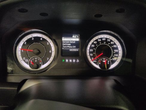 Used 2018 RAM 1500 Tradesman AWD/4WD image 23