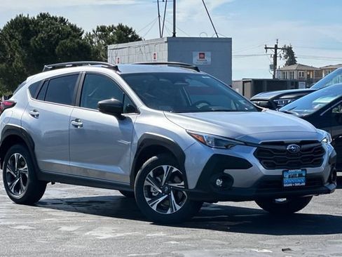 Used 2026 Subaru Crosstrek 2.5i Premium AWD/4WD image 2