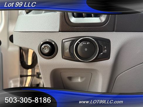 Used 2017 Ford Transit 150 XL image 31