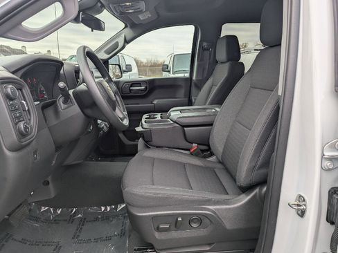 Certified 2024 Chevrolet Silverado 1500 Custom w/ Turbomax Blackout Package image 24