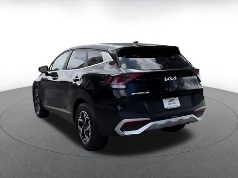 Used 2025 Kia Sportage LX image 11