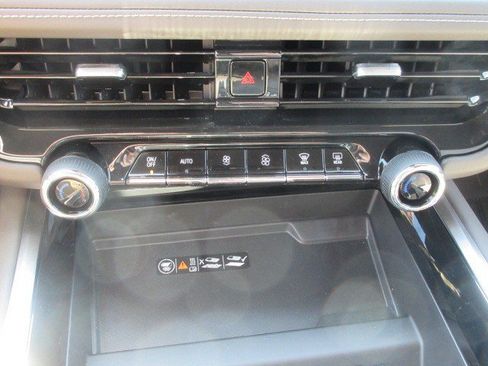 New 2026 Chevrolet Tahoe LT w/ Comfort Package RWD image 19