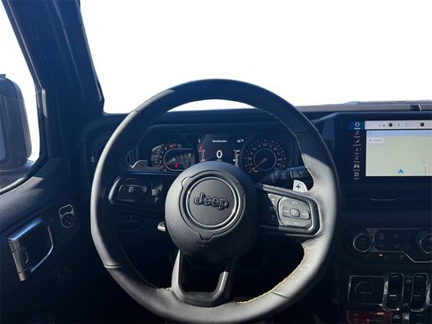 New 2025 Jeep Wrangler Unlimited Rubicon 392 image 12