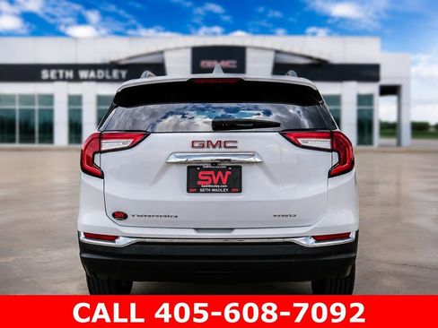 Certified 2024 GMC Terrain SLT AWD/4WD image 6