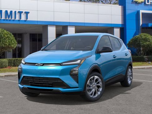 New 2027 Chevrolet Bolt LT w/ Comfort Package FWD image 6