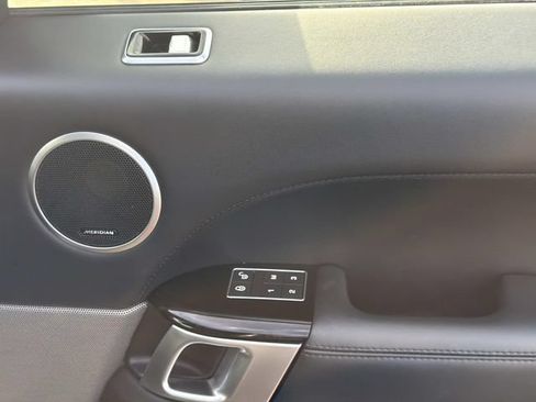 Used 2019 Land Rover Range Rover Sport Supercharged AWD/4WD image 20