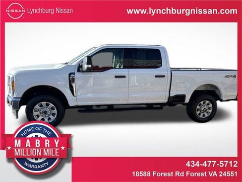 Used 2024 Ford F250 XLT image 1