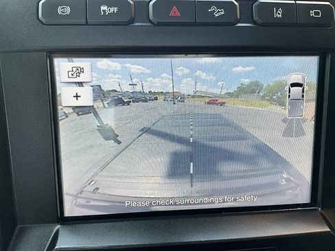 Used 2019 Ford F250 Lariat w/ Lariat Ultimate Package AWD/4WD image 35