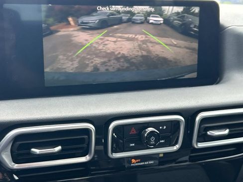 New 2026 Nissan Sentra SV w/ Floor Mat Package FWD image 32