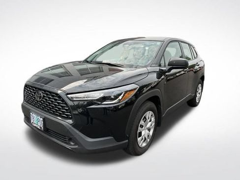 Used 2024 Toyota Corolla Cross L AWD/4WD image 5