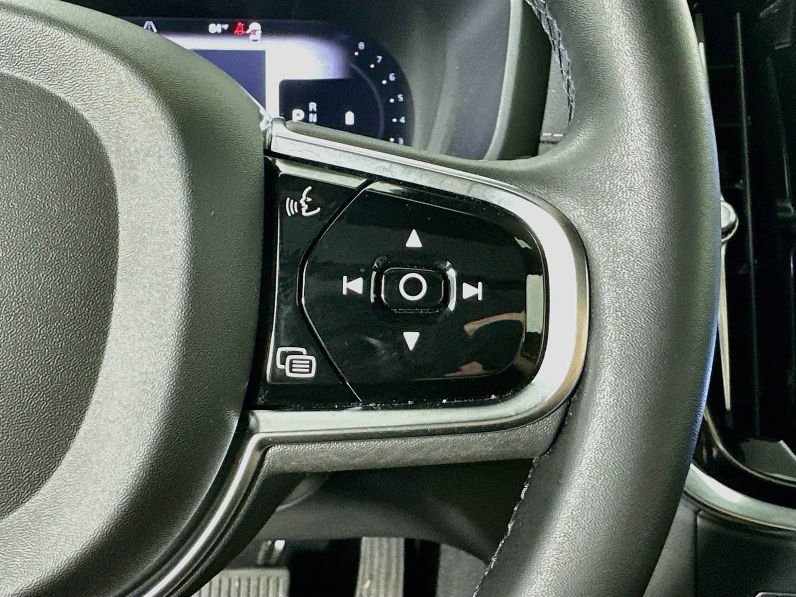 Certified 2024 Volvo S60 B5 Ultimate AWD/4WD image 19