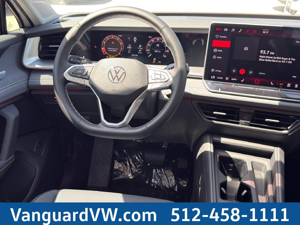New 2026 Volkswagen Tiguan SE FWD image 27