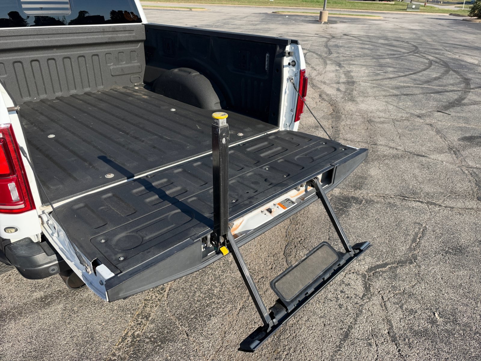Used 2019 Ford F150 Raptor AWD/4WD image 17