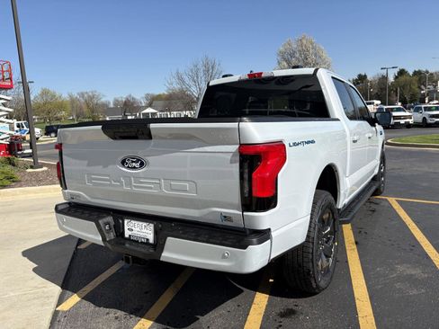New 2025 Ford F150 Lightning Flash AWD/4WD image 6