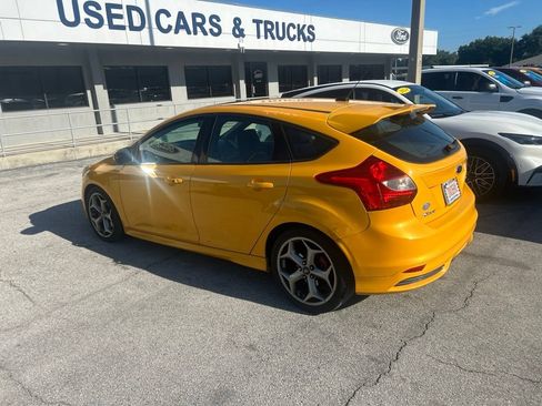 Used 2014 Ford Focus ST w/ Equipment Group 202A FWD image 4