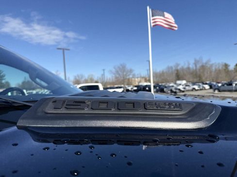 Used 2020 RAM 1500 Limited w/ Black Appearance Package AWD/4WD image 8