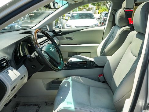 Used 2011 Lexus RX 350 2WD w/ Premium Pkg image 17