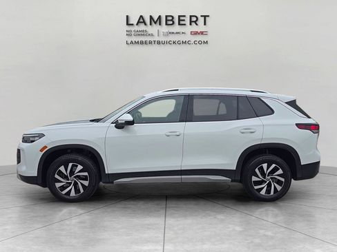 Used 2025 Volkswagen Tiguan S AWD/4WD image 2