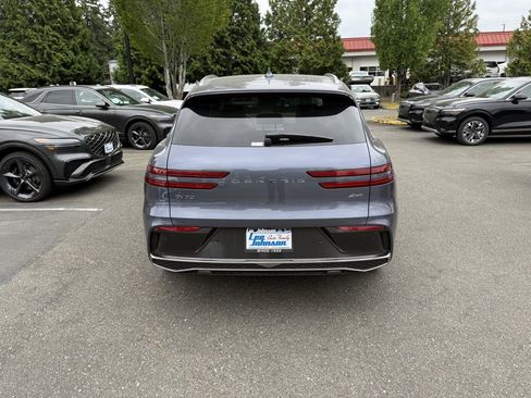 Used 2026 Genesis GV70 2.5T Advanced image 6