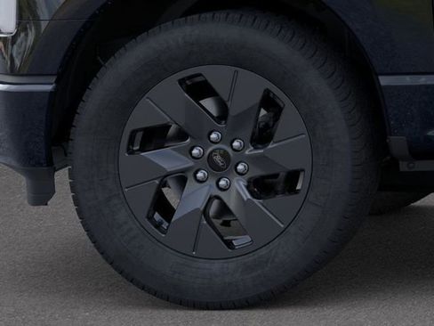 Used 2024 Ford F150 Lightning Flash image 19
