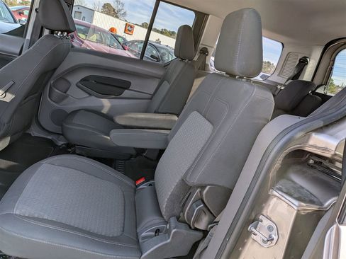 Used 2020 Ford Transit Connect XLT image 23