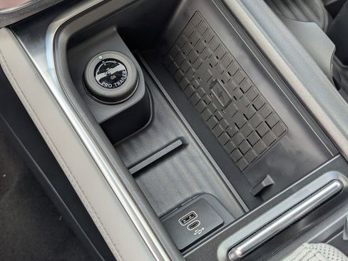 New 2025 Ford Expedition Platinum w/ Platinum Ultimate Package image 18