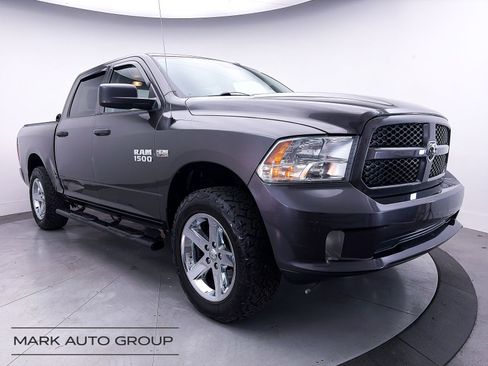 Used 2017 RAM 1500 Express AWD/4WD image 1