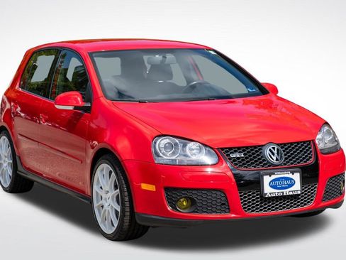 Used 2009 Volkswagen GTI 4-Door FWD image 8