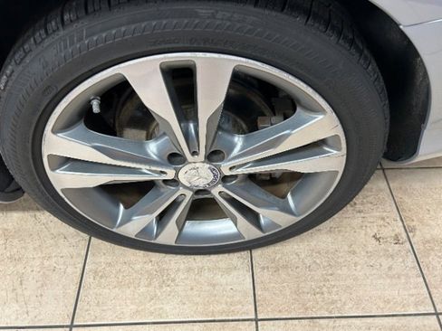 Used 2015 Mercedes-Benz C 300 Sport image 19