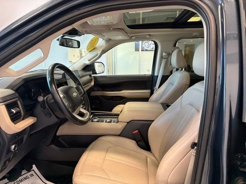 Used 2022 Ford Expedition Max Limited AWD/4WD image 13
