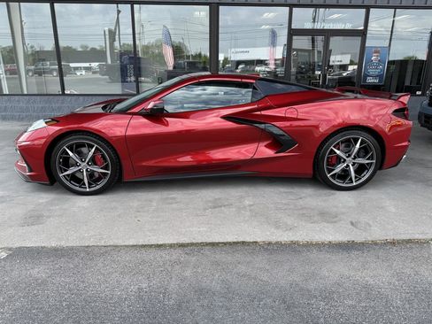 Used 2022 Chevrolet Corvette Stingray Premium Conv w/ Z51 Performance Package RWD image 13