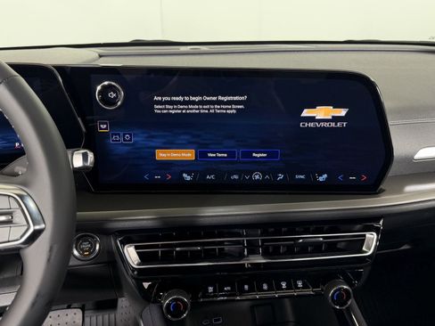 New 2026 Chevrolet Traverse LT w/ LPO, Floor Liner Package FWD image 13