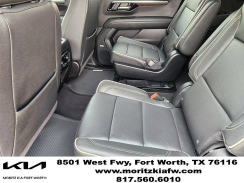 Used 2026 Chevrolet Suburban Premier w/ Sun And Tow Package AWD/4WD image 29