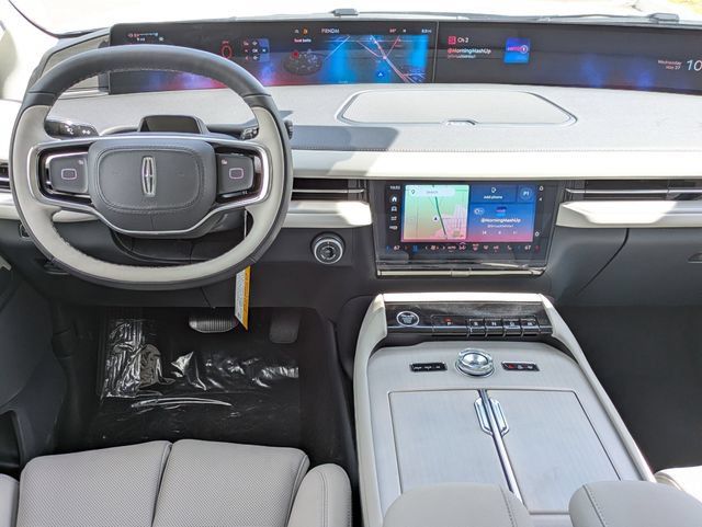New 2026 Lincoln Navigator Premiere AWD/4WD image 15