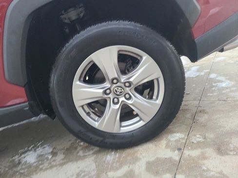 Used 2023 Toyota RAV4 XLE image 11