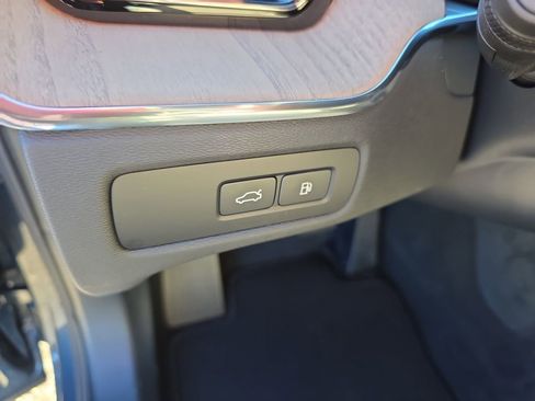 New 2026 Volvo XC60 T8 Plus w/ Protection Package Premier image 12