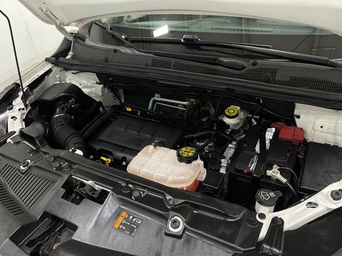 Used 2020 Chevrolet Trax LT w/ Driver Confidence Package image 27