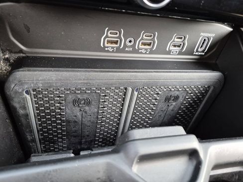 Used 2026 RAM 3500 Longhorn image 28