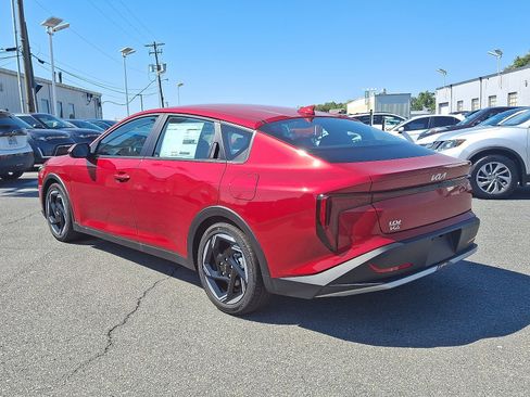 New 2025 Kia K4 EX image 4