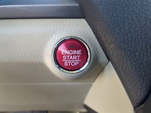 Used 2015 Acura RDX AWD image 30