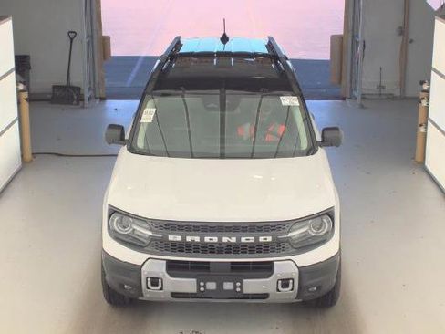 Used 2025 Ford Bronco Sport Badlands AWD/4WD image 2