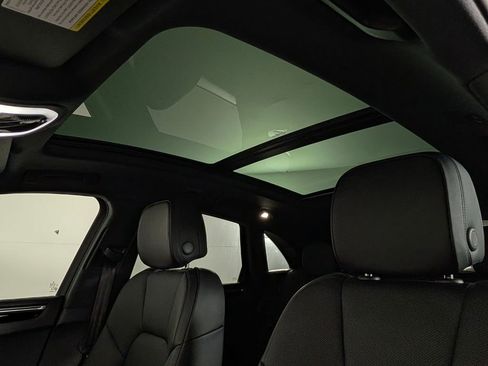 New 2026 Porsche Macan AWD/4WD image 30