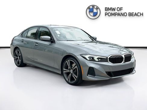 Used 2023 BMW 330i Sedan w/ Driving Assistance Package RWD image 1
