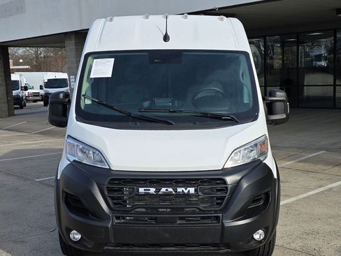 Used 2025 RAM ProMaster 3500 w/ Convenience Group image 9